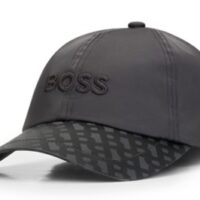 Boss Cap Zed-M aus Satin mit Jacquard-Monogrammen am Schirm schwarz 001
