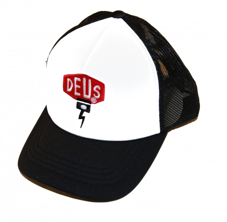 DEUS Cap Piston Shield 2 Trucker black one size DEUS Cap Piston Shield 2 Trucker black one size