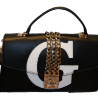 GUESS Henkeltasche PRISMA mit Kettenbesatz und Guess Logo GUESS Henkeltasche PRISMA mit Kettenbesatz und Guess Logo