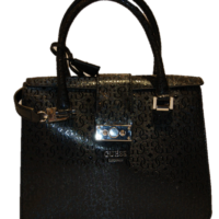 GUESS HANDTASCHE ARIANNA FARBE BLACK