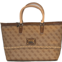 GUESS CHEATIN HEART MEDIUM CLASSIC FARBE BROWN