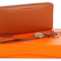 BOSS ORANGE SET WIOLA GELDBÖRSE MIT SCHLÜSSELANHÄNGER FARBE BRAUN 210 BOSS ORANGE SET WIOLA GELDBÖRSE MIT SCHLÜSSELANHÄNGER FARBE BRAUN 210