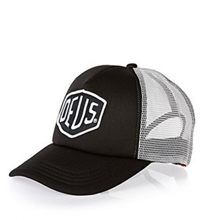 DEUS Cap BAYLANDS TRUCKER Farbe black-grey DEUS Cap BAYLANDS TRUCKER Farbe black-grey