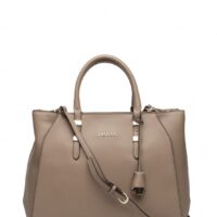 GUESS TASCHE SISSI IN SAFFIANO-OPTIK FARBE TAUPE GUESS TASCHE SISSI IN SAFFIANO-OPTIK FARBE TAUPE