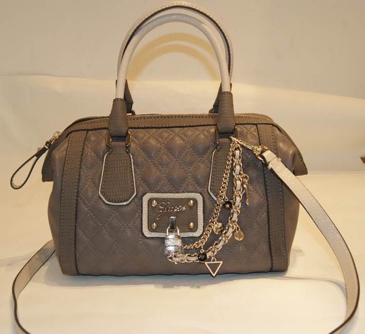 GUESS TASCHE LIANE FRAME SATCHEL FARBE TAUPE GUESS TASCHE LIANE FRAME SATCHEL FARBE TAUPE