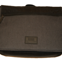 BOSS ORANGE Messenger Bag HYBRID MESS FLAP aus Stoff und Nylon Farbe grau 021 BOSS ORANGE Messenger Bag HYBRID MESS FLAP aus Stoff und Nylon Farbe grau 021