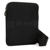 BOSS Umhängetasche Pixel_S zip env aus Funktionsgewebe mit gummierten BOSS Logo 001 BOSS Umhängetasche Pixel_S zip env aus Funktionsgewebe mit gummierten BOSS Logo 001