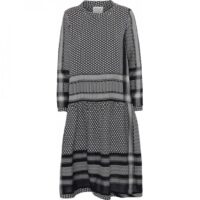 CECILIE COPENHAGEN Kleid JOSEFINE DRESS mit Langen Ärmeln in Kufiaymuster black stone 150 CECILIE COPENHAGEN Kleid JOSEFINE DRESS mit Langen Ärmeln in Kufiaymuster black stone 150