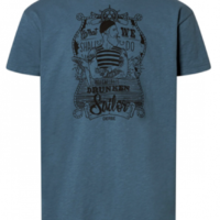 Derbe Seemann Herren T-Shirt what shall we do with the drunken sailor Farbe orion blue 0160 Derbe Seemann Herren T-Shirt what shall we do with the drunken sailor Farbe orion blue 0160